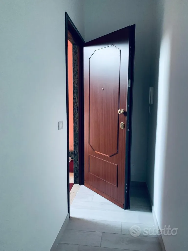 Esik - Rearranged Studio in Borgo Rossini