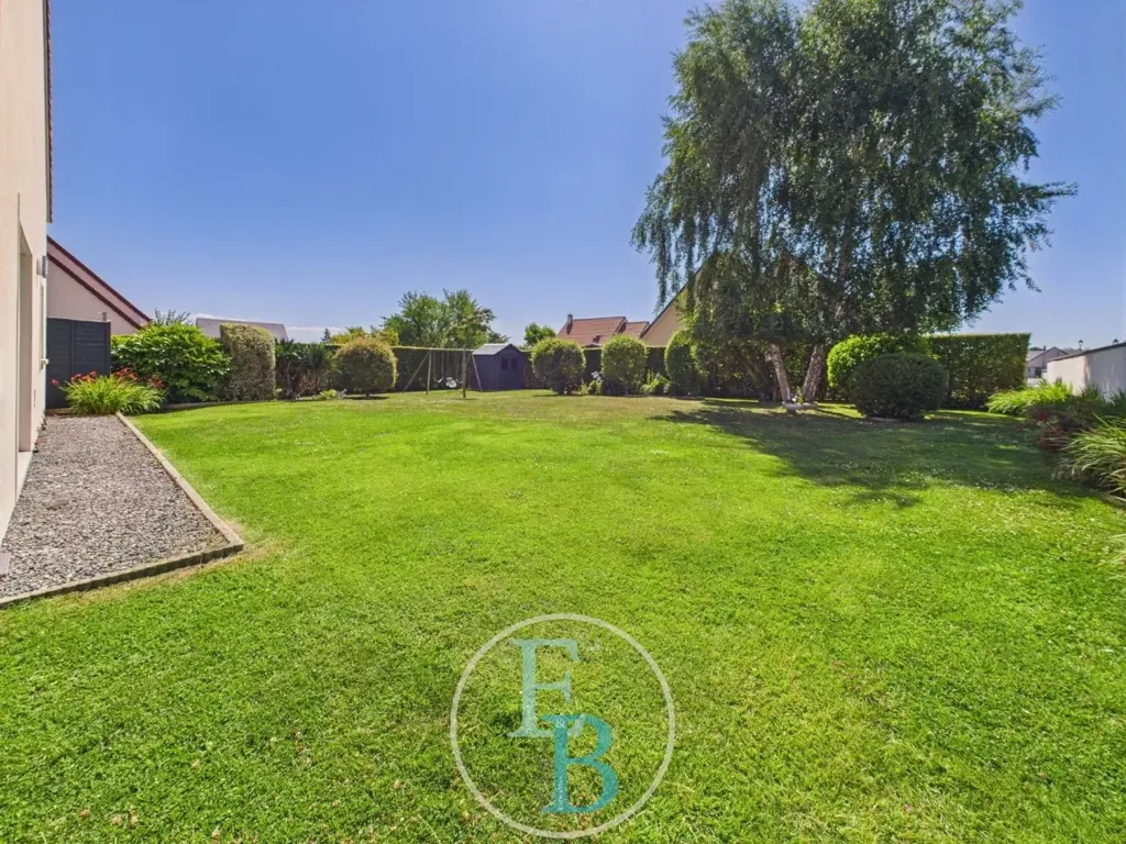 Aed - Family House with Solar Panels in Calvados