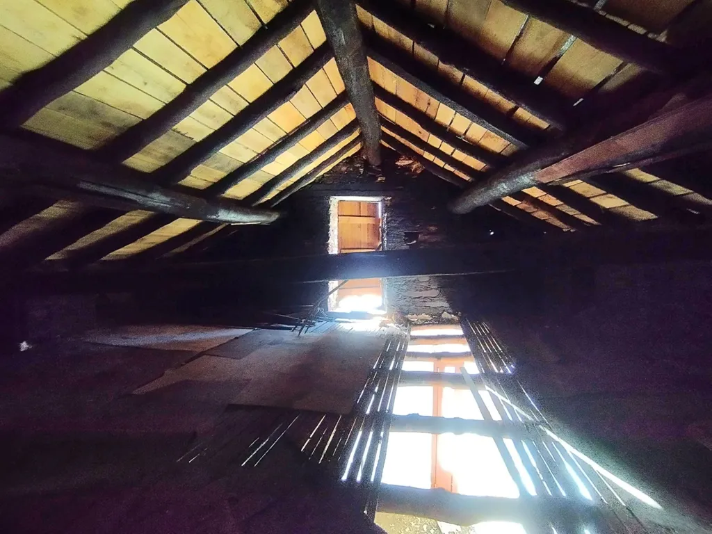 Pièces - Maison en Pierre à Rénover à Campodonico