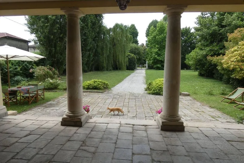Terrasse - Luxury Villa with Private Garden in Due Carrare