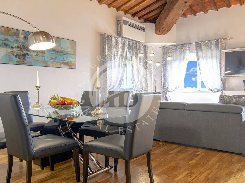 Dining Room - Luxury Apartment with Pool in Lucca, Tuscany