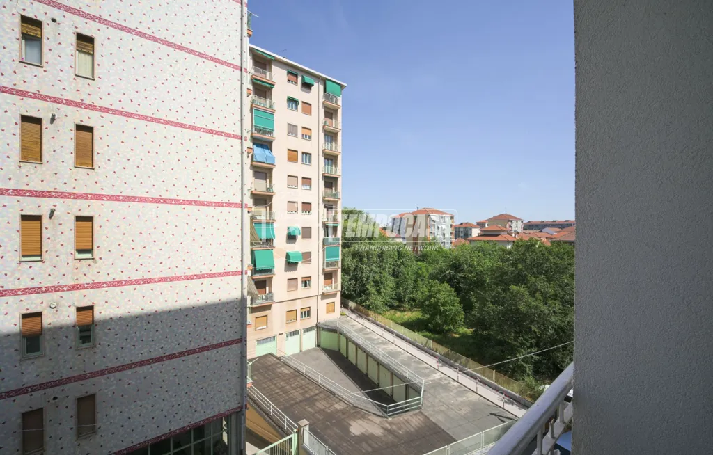 Balcon - Central Billet with Balcony in Collegno
