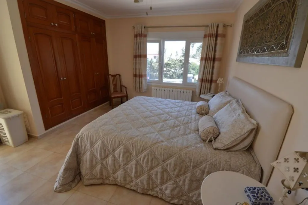 Magamistoad - Luxury Villa with Pool in Cabo Roig, Valencia