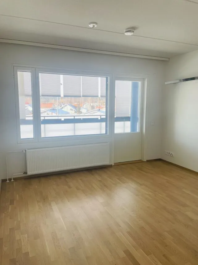 Rooms - Bright Apartment with Balcony in Nummela