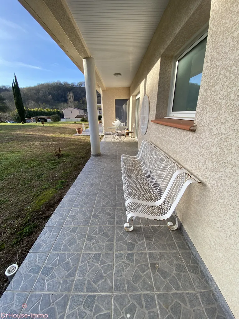 Terrass - Architect-Designed Villa with Indoor Pool in Le Vernet