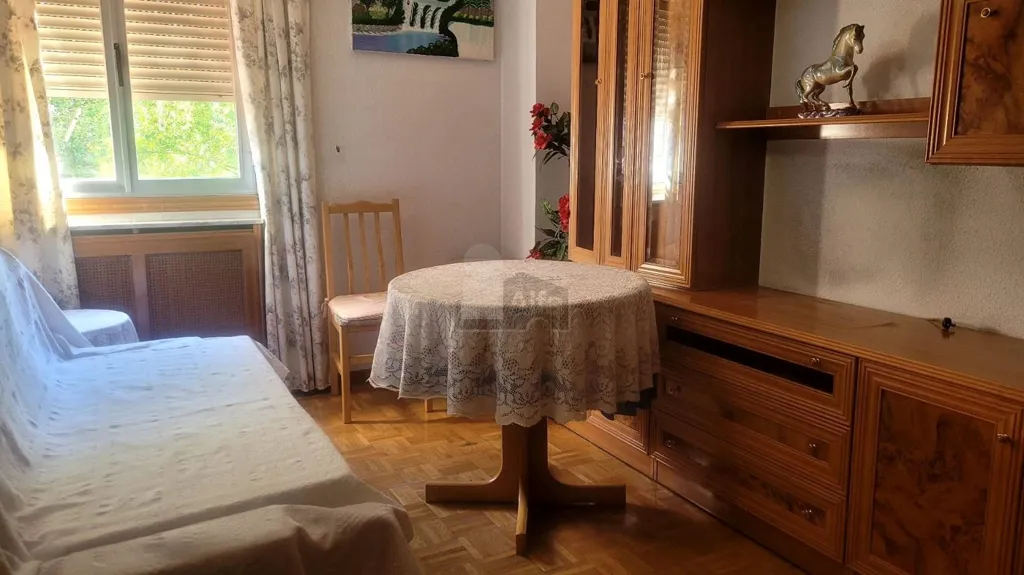 Chambres - Furnished Flat with Garden in Madrid