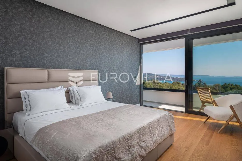 Chambres - Luxury Villa with Pool and Views in Seget, Trogir