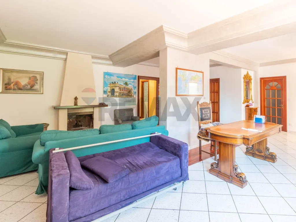 Elutuba - Single Villa with Pool in Palermo