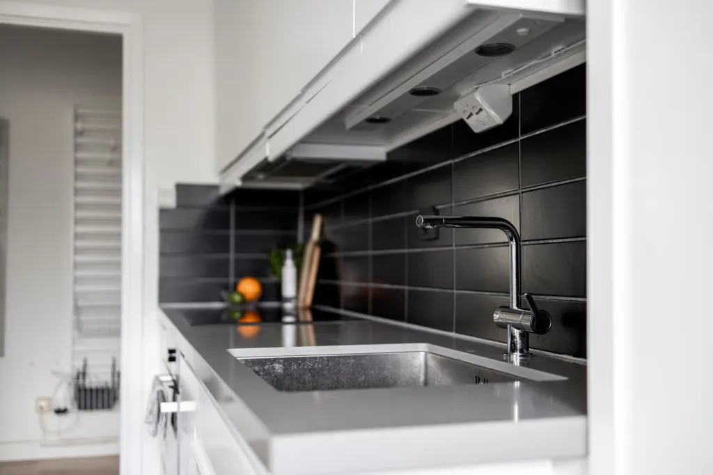 Köök - One-Bedroom Flat with Balcony in Örebro