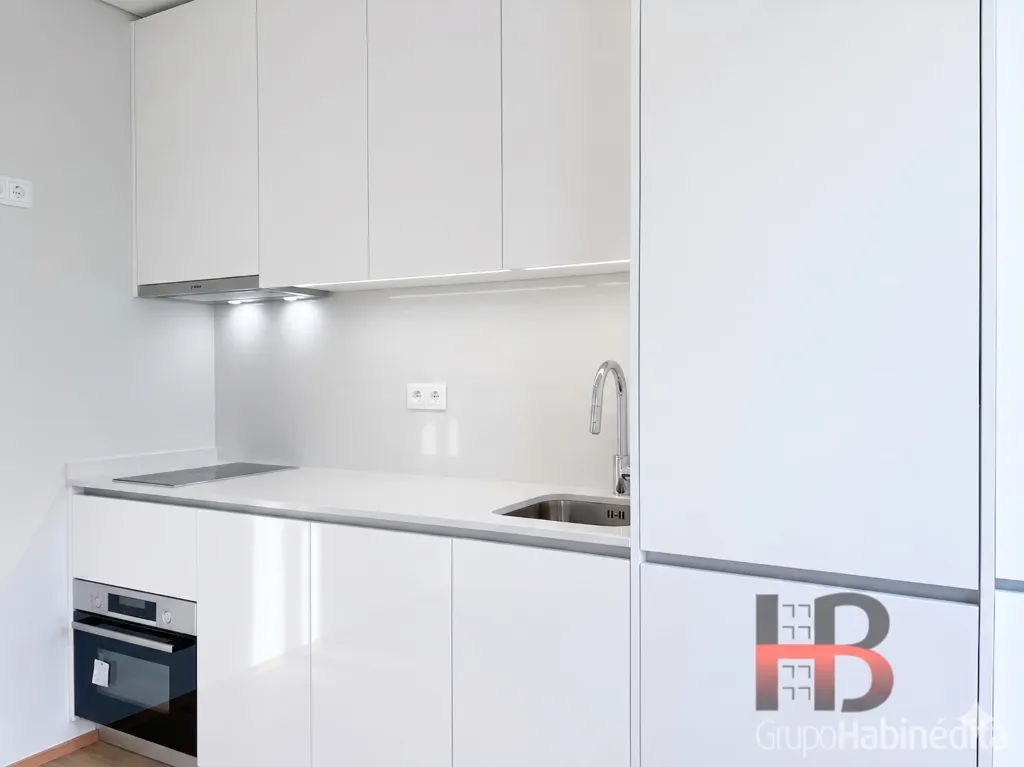 Cuisine - Studio Apartment with Balcony in Porto