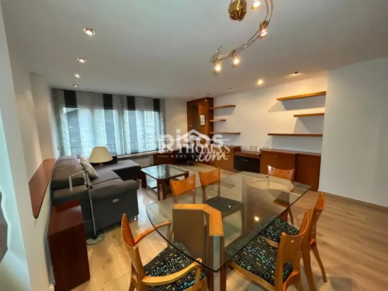 Söögituba - Spacious Flat with Thermal Water in Escaldes-Engordany