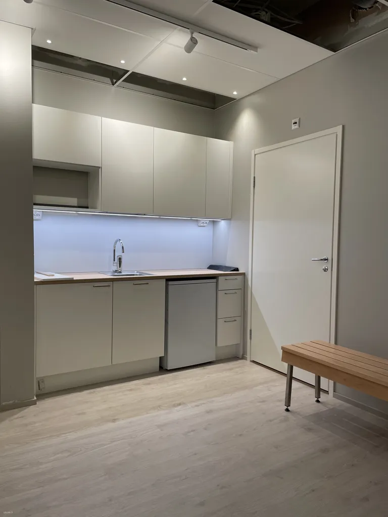 Cuisine - Modern Apartment with Balcony in Vuosaari
