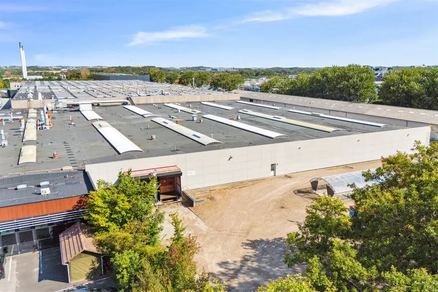 Õhuvaade - Warehouse and Production Facility near E20 in Esbjerg