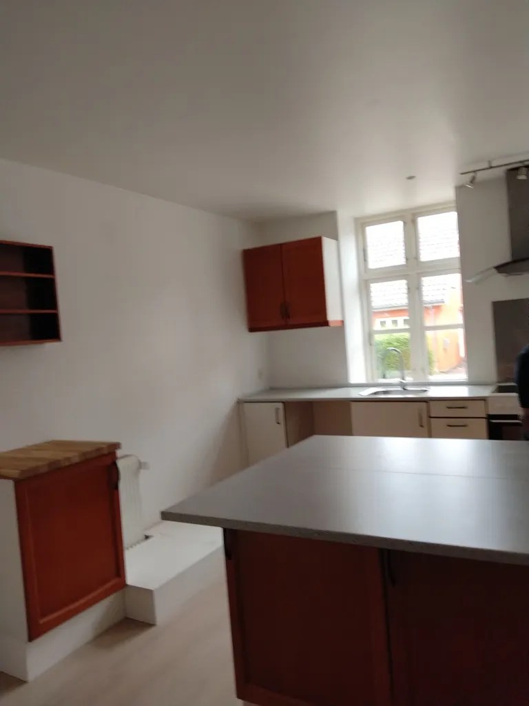 Köök - Ground Floor Flat with Balcony in Høng