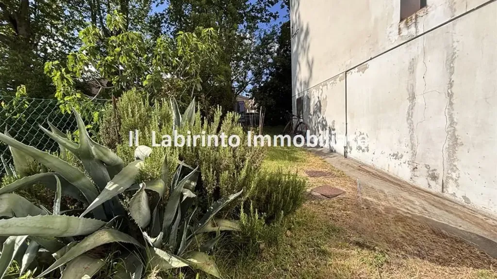 Aed - Bifamiliare with Private Garden in Faenza