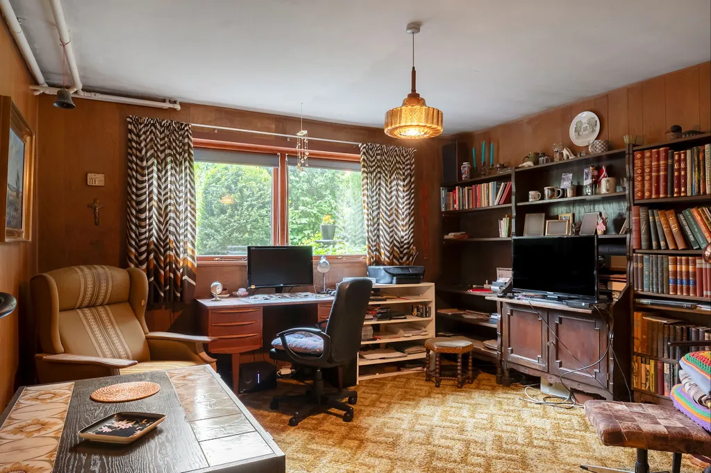 Bureau - Villa with 70s Character in Kolding