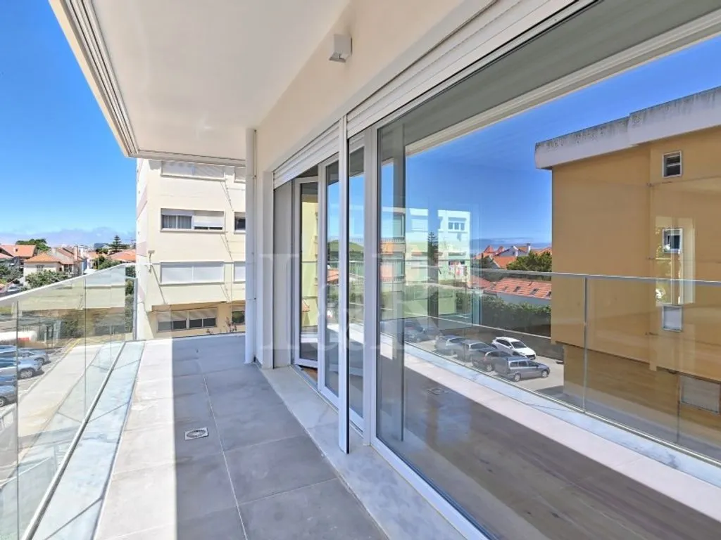 Balcon - Luxury Flat with Sea View in Sao Joao do Estoril