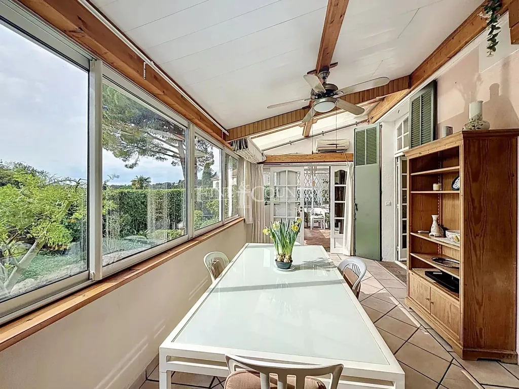 Terrass - 1930s Townhouse with Garden in Cannes