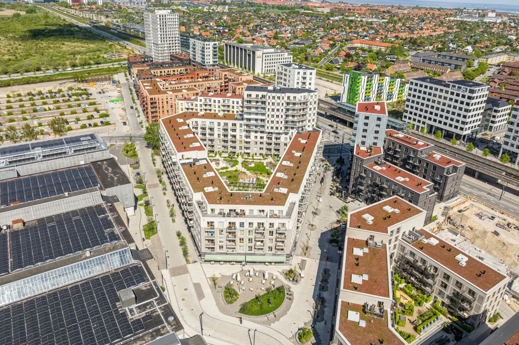 Aerial - Modern Flat with Balcony near Bella Center