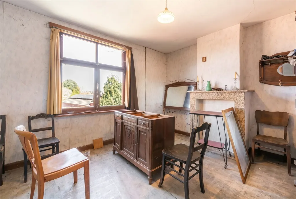 Söögituba - Renovatable House with Garden in Kanegem