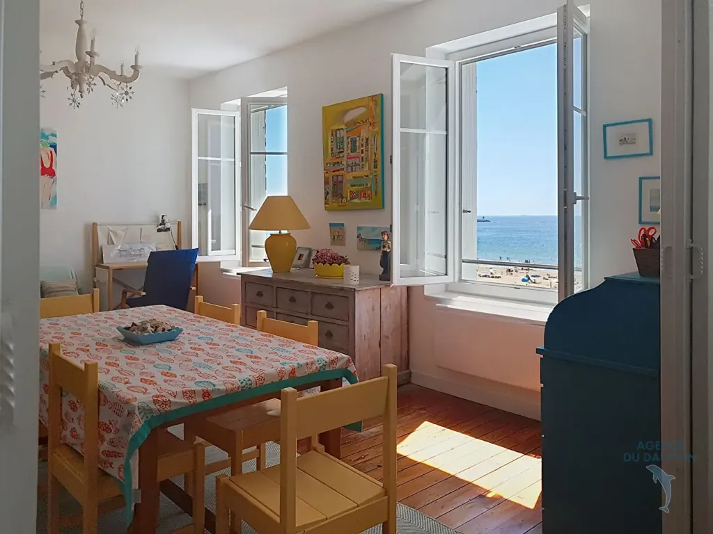 Söögituba - Exceptional Seafront Apartment in Pornichet