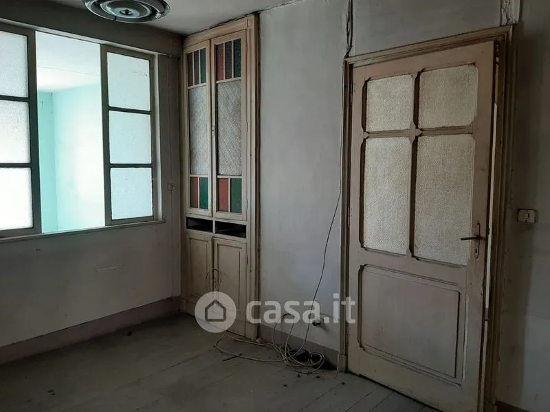 Toad - Terraced House for Renovation in Pettinengo