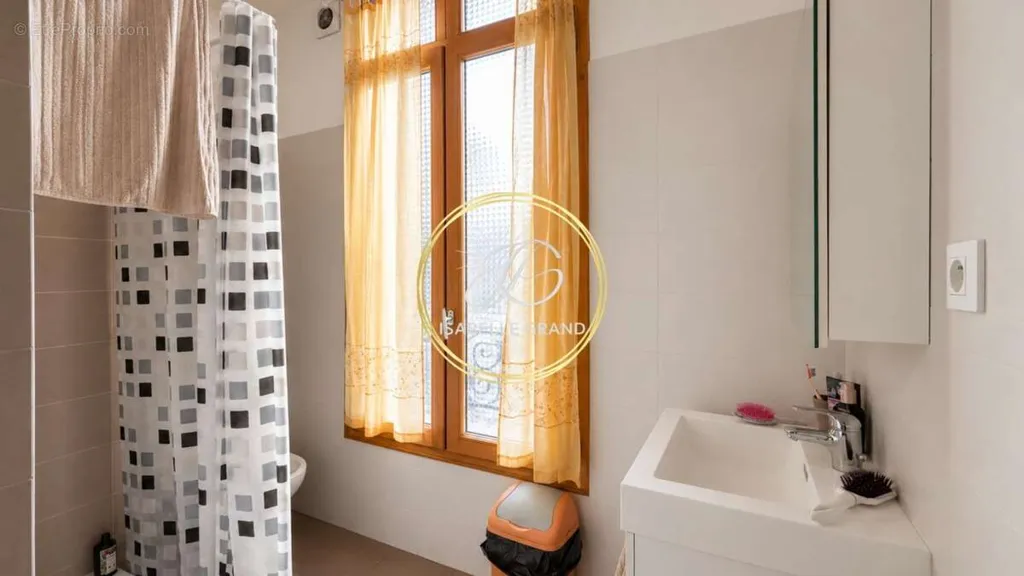 Vannitoad - T2 Apartment with Balcony in Prades Centre