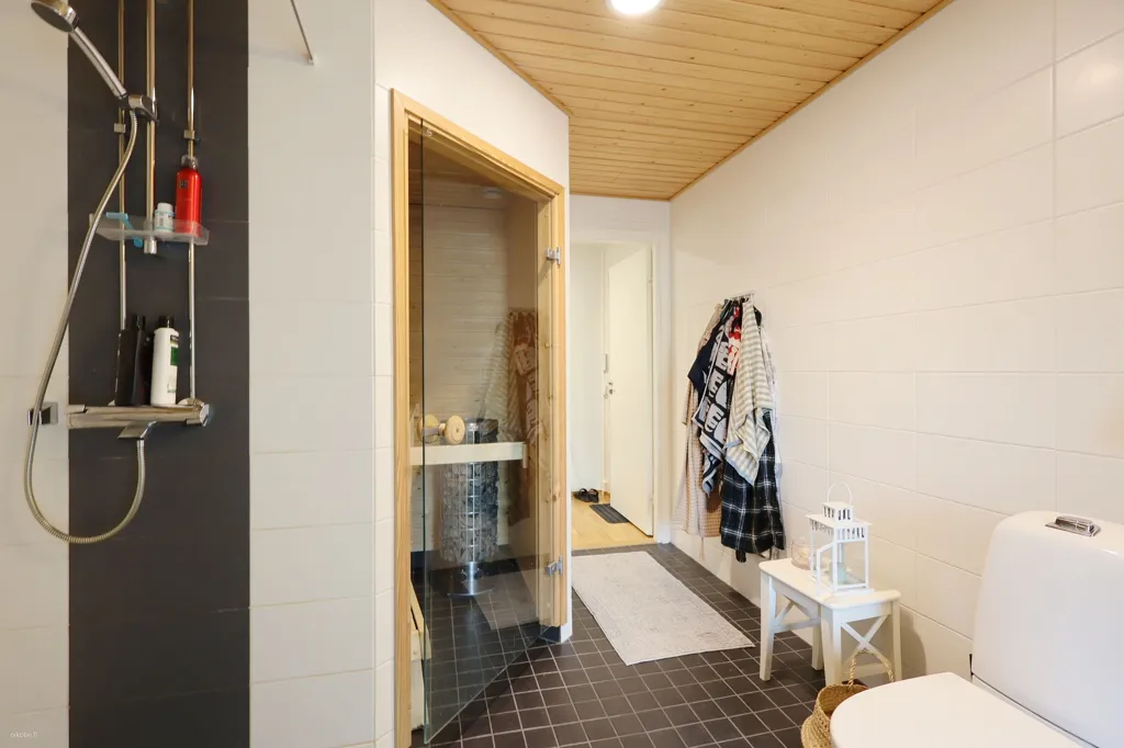 Salles de bain - Modernised Apartment with River View in Turku