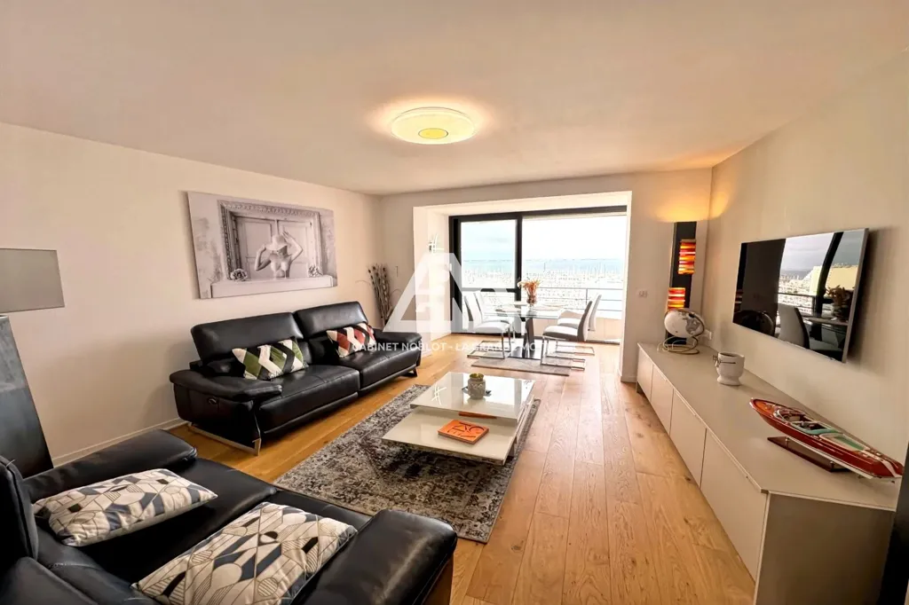 Elutuba - City Centre Apartment with Sea View in Nice