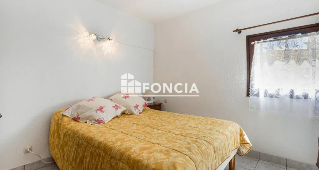 Magamistoad - Meubled Duplex Flat with Terrace near Beaches