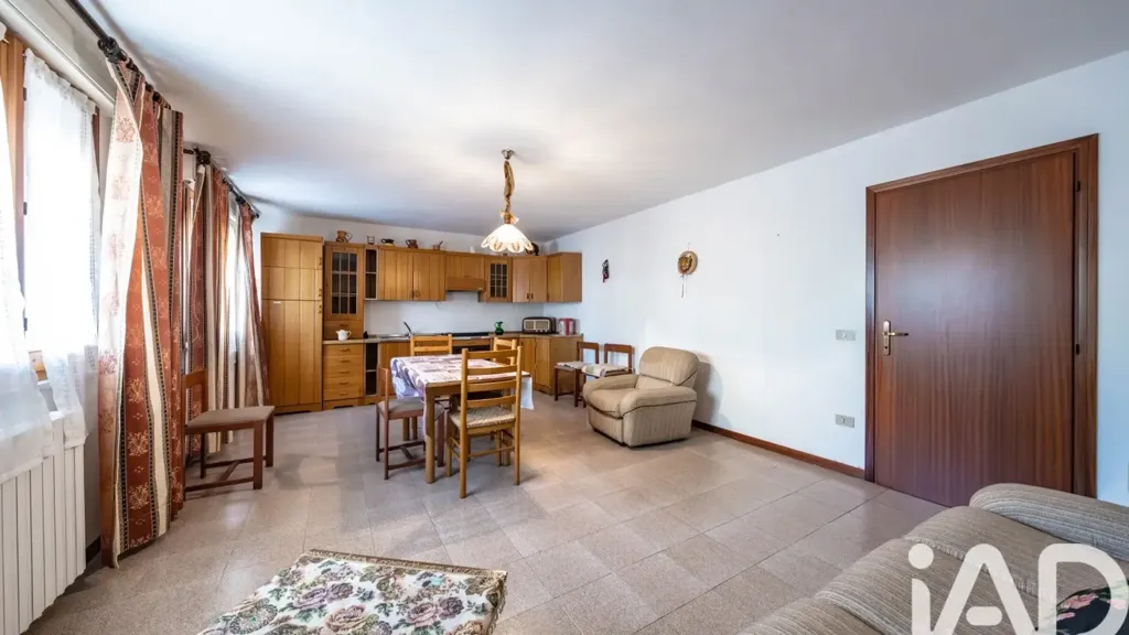 Salle à manger - Villa with Courtyard in Massa Fiscaglia