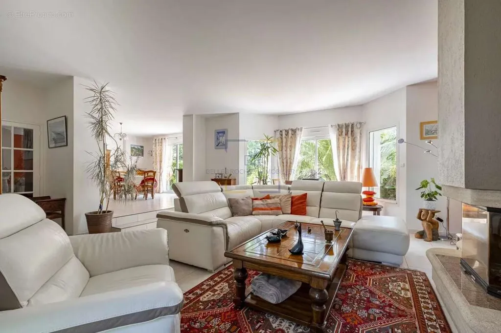 Elutuba - Villa with Private Domain near Guérande Centre