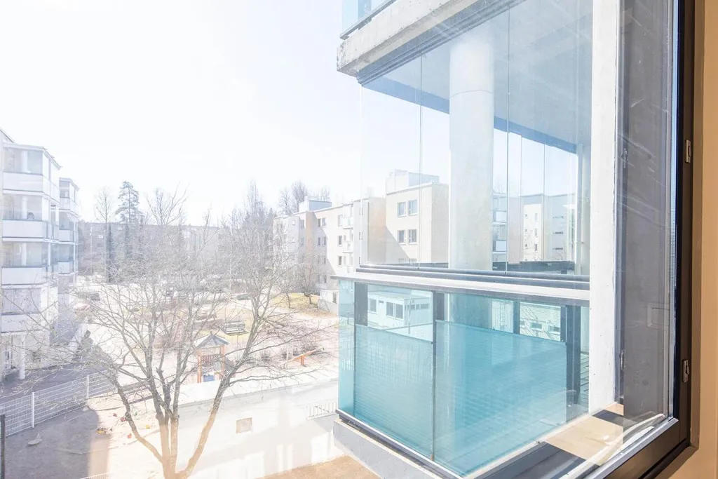 Balcony - Apartment with Balcony in Korso, Vantaa