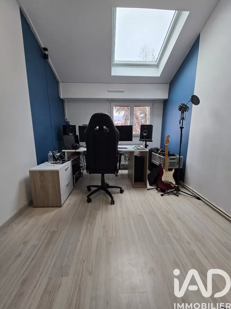 Bureau - Appartement T3 avec Balcon et Parking à Malzéville