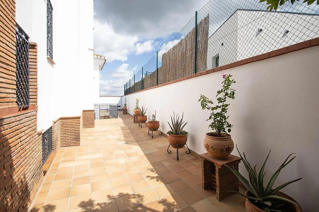 Aed - Chalet with Pool and Terrace in Nívar