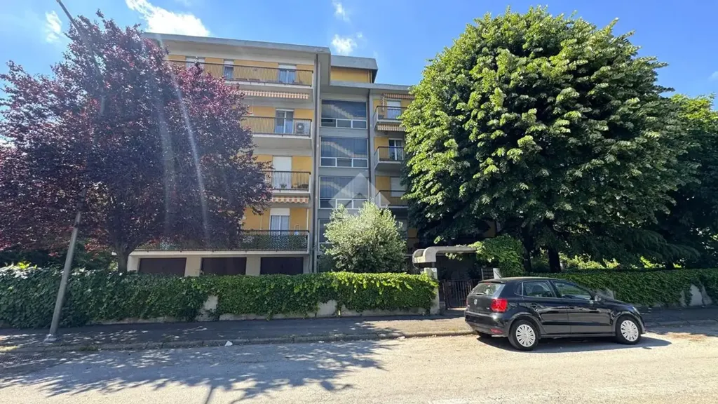 Välivaade - Bright Apartment with Terrace in Forlì