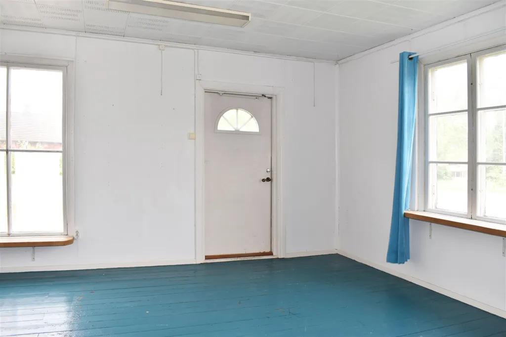Toad - Spacious Villa with Open Plan in Korsberga