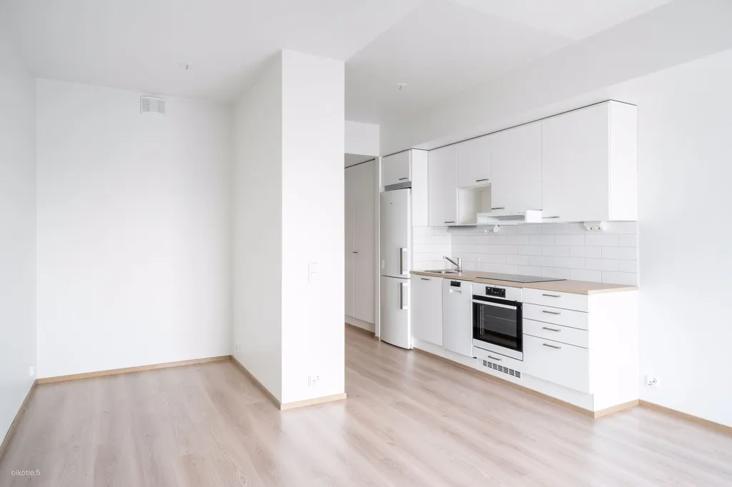 Cucina - Modern Studio Flat with Balcony in Vermonniitty, Espoo