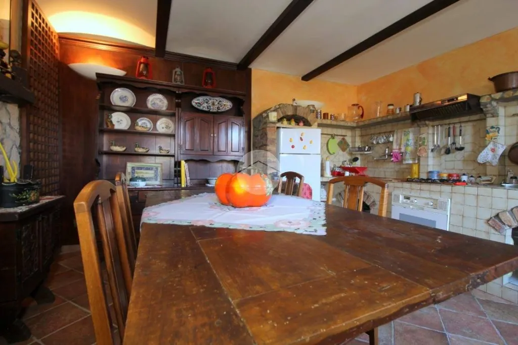 Salle à manger - Semi-Detached House with Panoramic View in Sommariva Perno