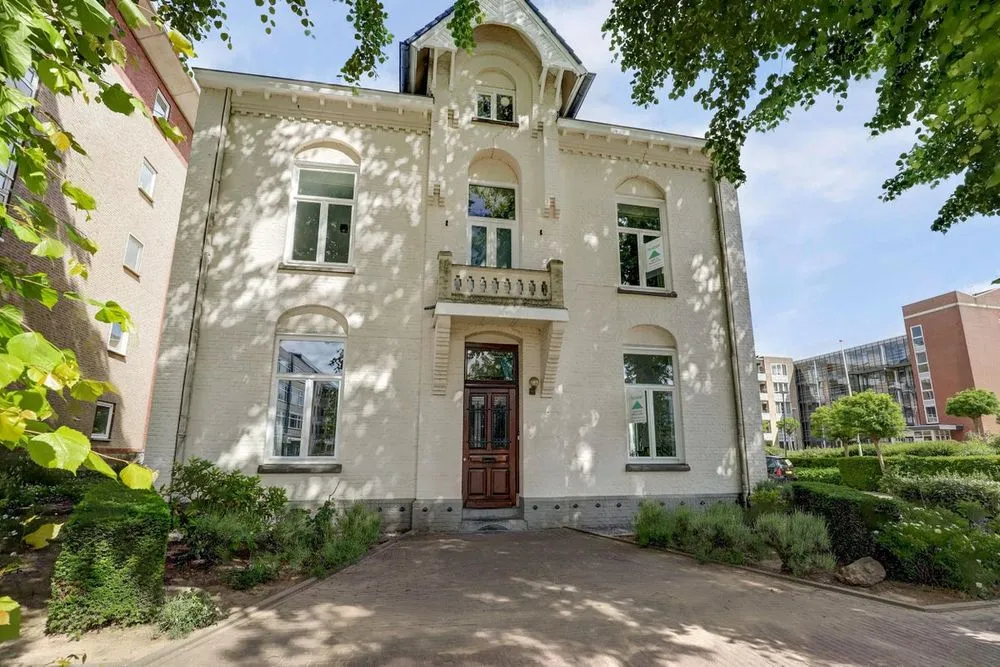 Extérieur - Historic Villa with Garden in Landgraaf