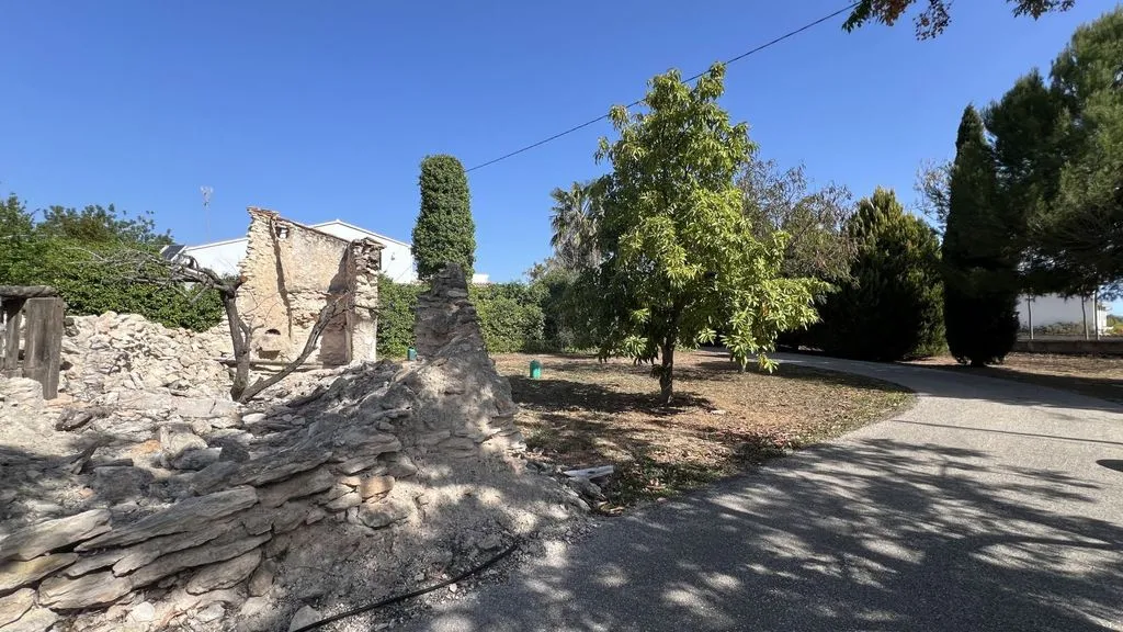 Aed - Luxury House with Warehouse in Pedreguer