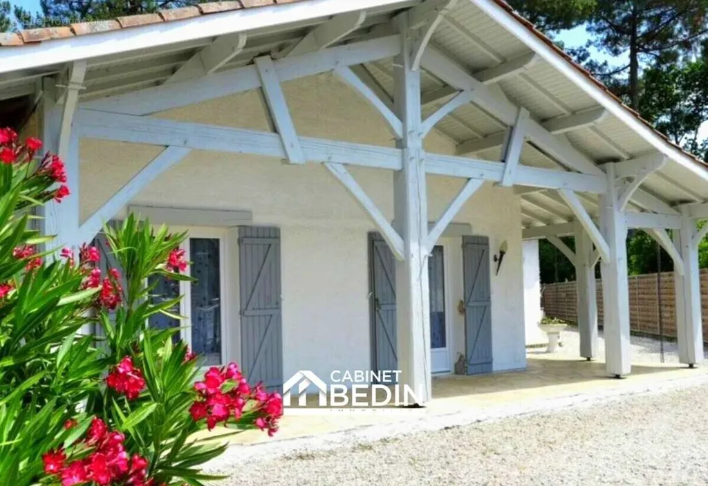 Extérieur - Maison Charmante avec Piscine à Lege-Cap-Ferret