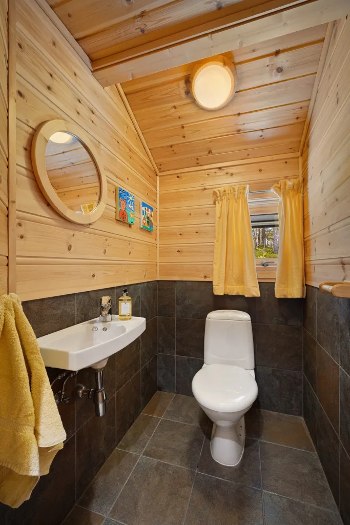 Salles de bain - Holiday Cottage with Marina Spots in Forstrøno