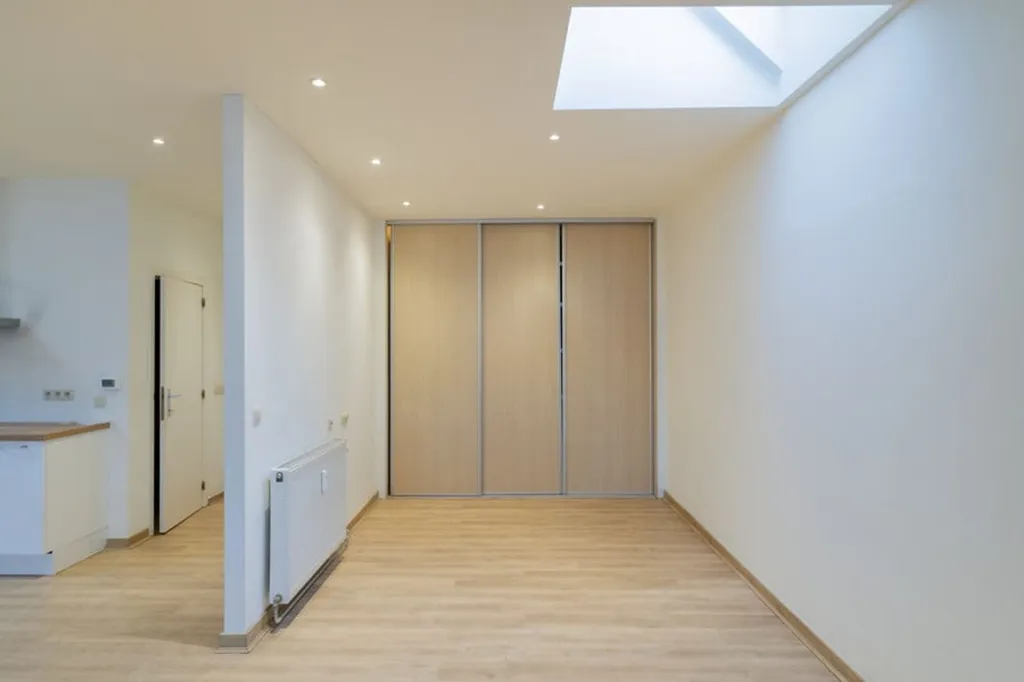 Esik - Duplex with Terrace in Andenne