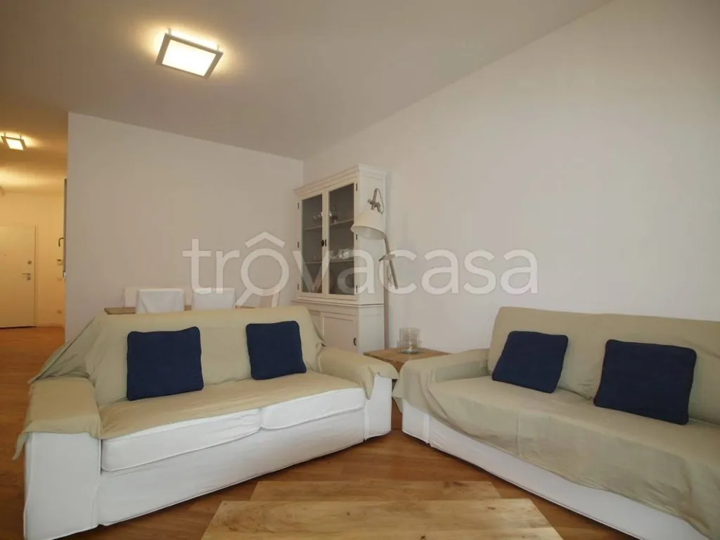 Elutuba - Fully Furnished Flat in Central Varese