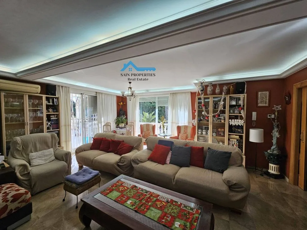 Elutuba - Luxury Villa with Pool in Colonia Escandinavia