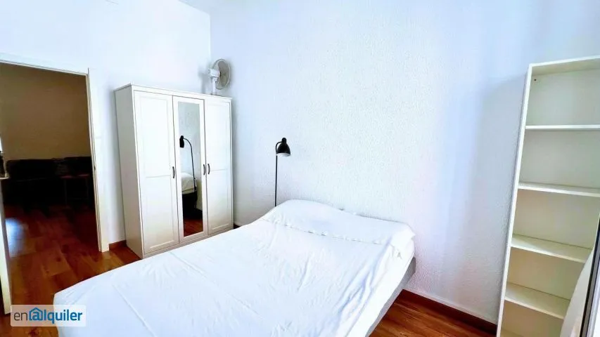 Camere da letto - Modernist Flat with Balcón in Cabanyal, Valencia