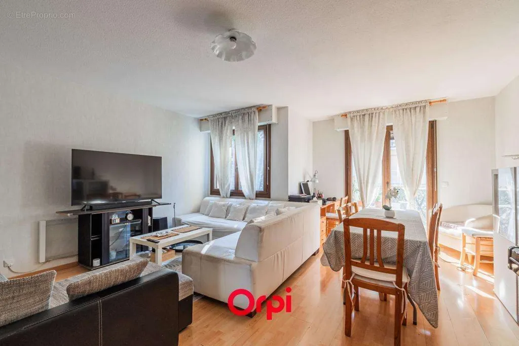 living_room