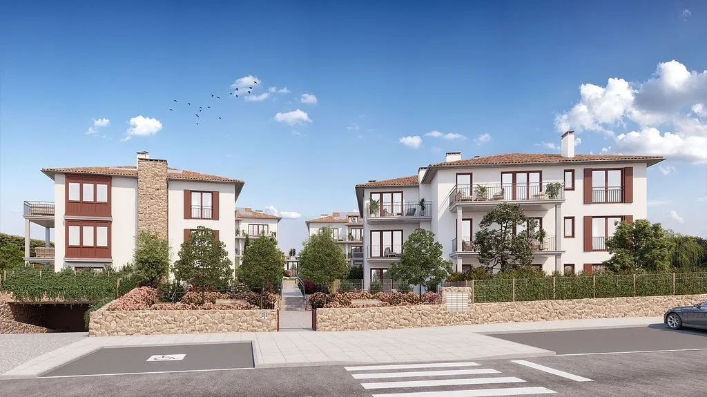 New Flat with Elevator in Comillas