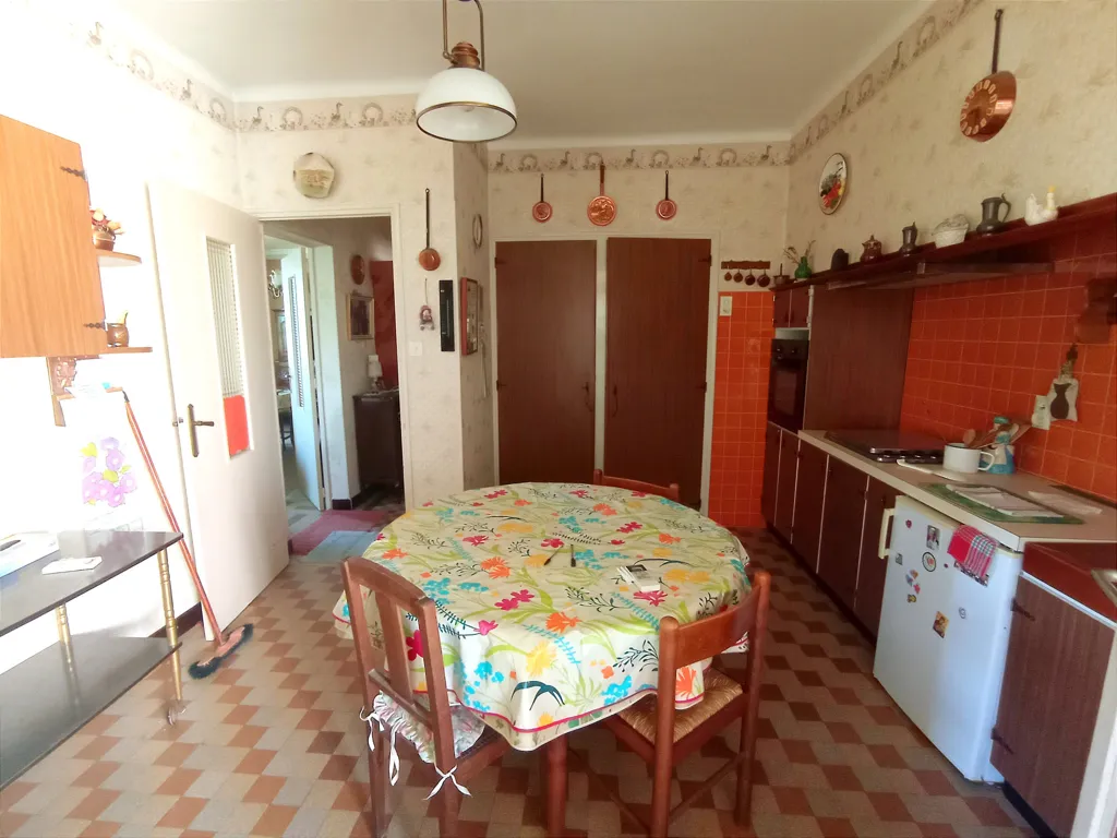 Salle à manger - Haut de Villa à Rénover au Centre-ville du Pradet